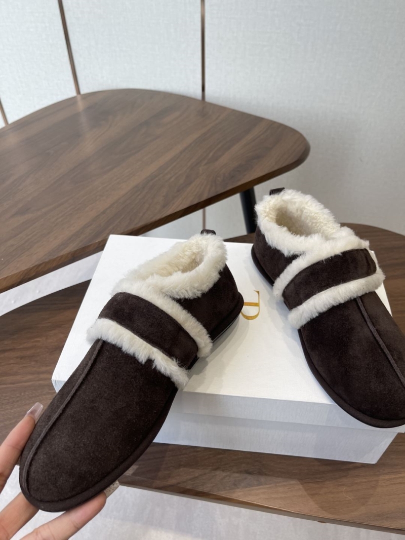 The R0w boots